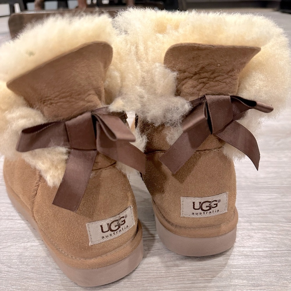 Uggs Size 7